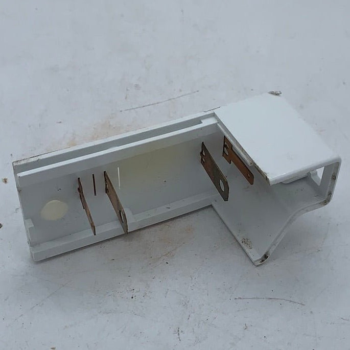 Used Dometic Interior Lamp Socket 2932107010