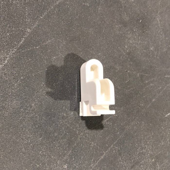 Used Dometic Shelf Holder Clip, White - 2930693045