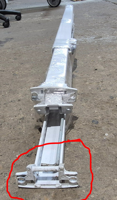 Used Dometic Short Awning Arm Set - 8273000.402B