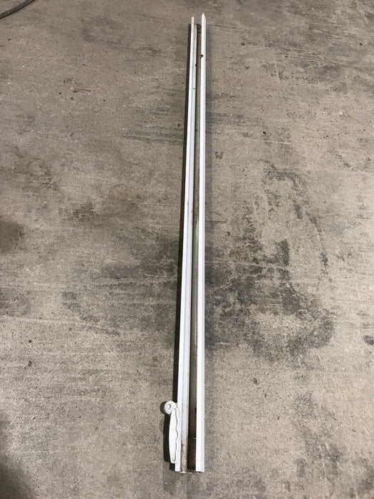 Used Dometic Sunchaser II Tall Main Arm Assembly, Polar White - 3310792043 / 3310792.118B
