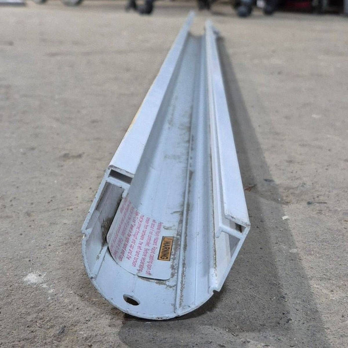 Used Dometic Upper Main Arm, White, 61" - Sunchaser II , 3314064.019B