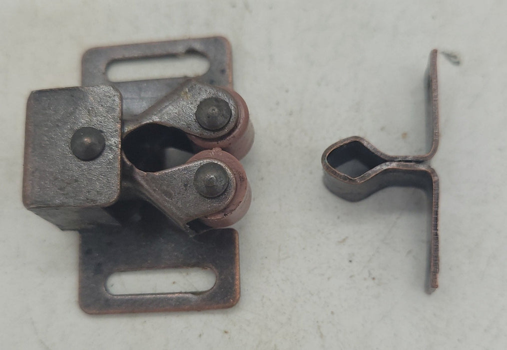 Used Double Roller Cabinet Catch