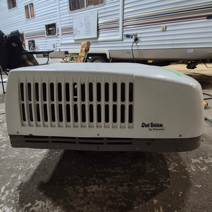 Used Duo-Therm Air Conditioner, Complete, 13500 BTU, Cool Only - 57915.622