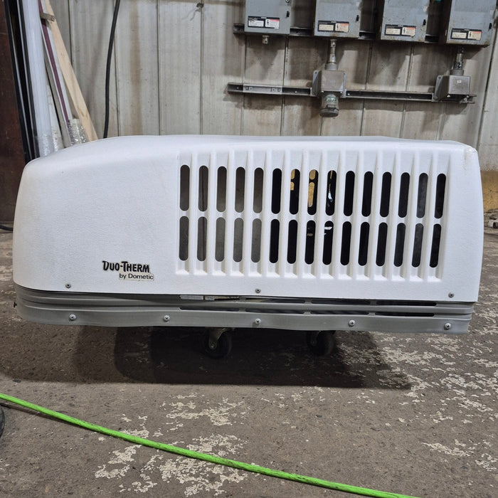 Used Duo-Therm Air Conditioner, Complete, 13500 BTU, Cool Only - 57915.622