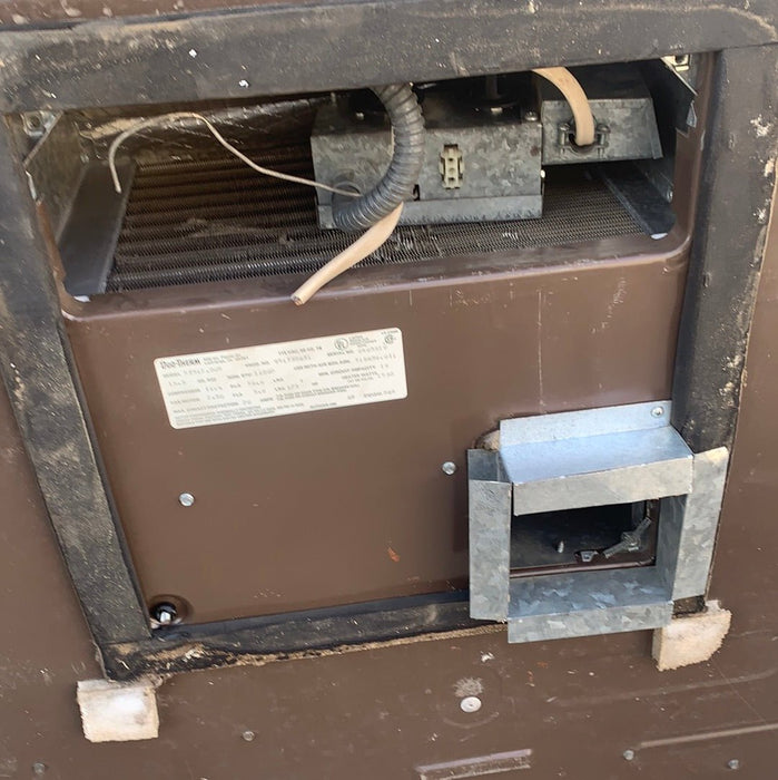 Used Duo-Therm Air Conditioner, Head Unit, 11000 BTU, Cool Only - 57912.009