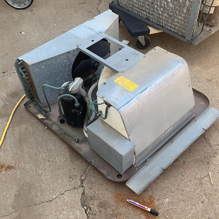Used Duo-Therm Air Conditioner, Head Unit, 11000 BTU, Cool Only - 57912.009