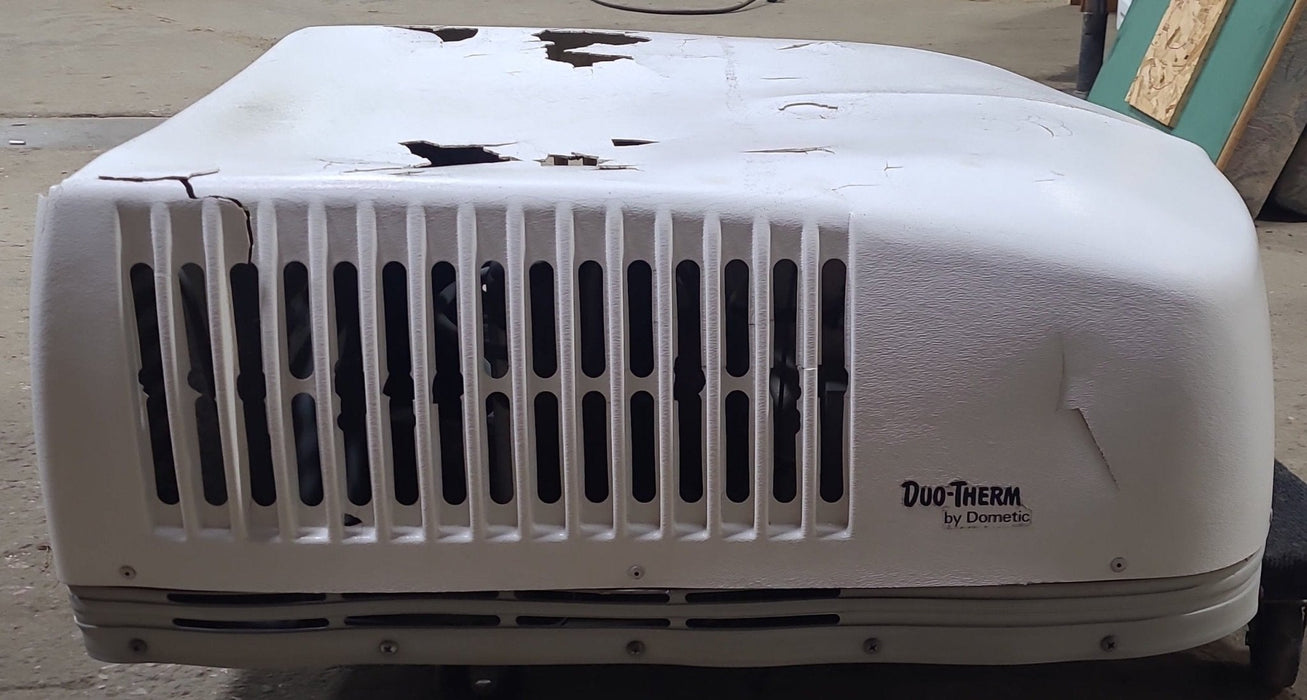 Used Duo-Therm Air Conditioner, Head Unit, 11000 BTU, Cool Only - 57912.622