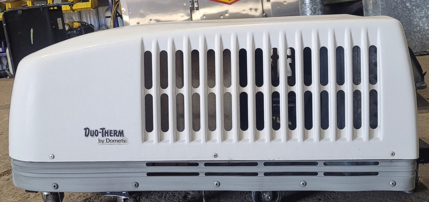 Used Duo-Therm Air Conditioner, Head Unit, 13500 BTU, Cool Only - 57915.621