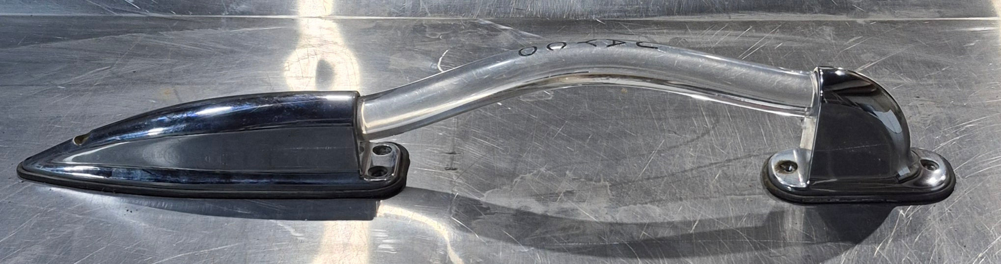 Used Entry Door Handle 20 3/4" - Chrome, Non-lighted - Jayco Branded