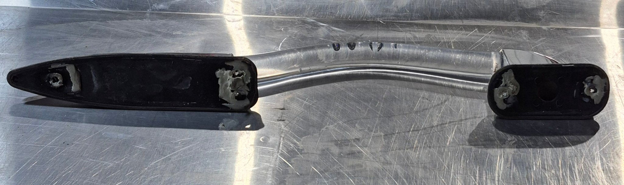 Used Entry Door Handle 20 3/4" - Chrome, Non-lighted - Jayco Branded