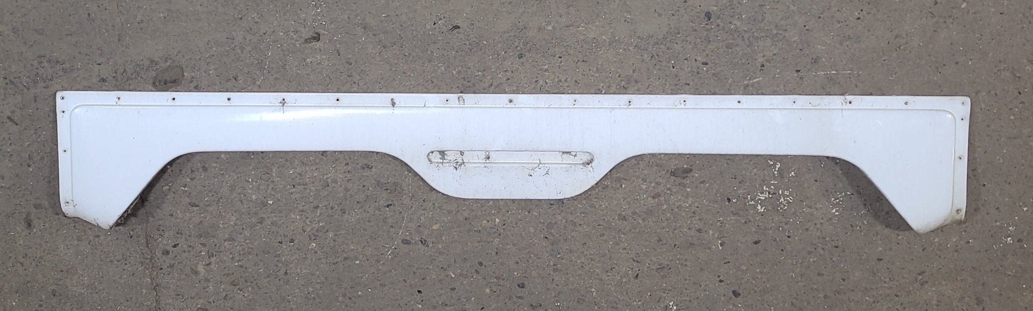 Used Fender Skirt 67" X 10"