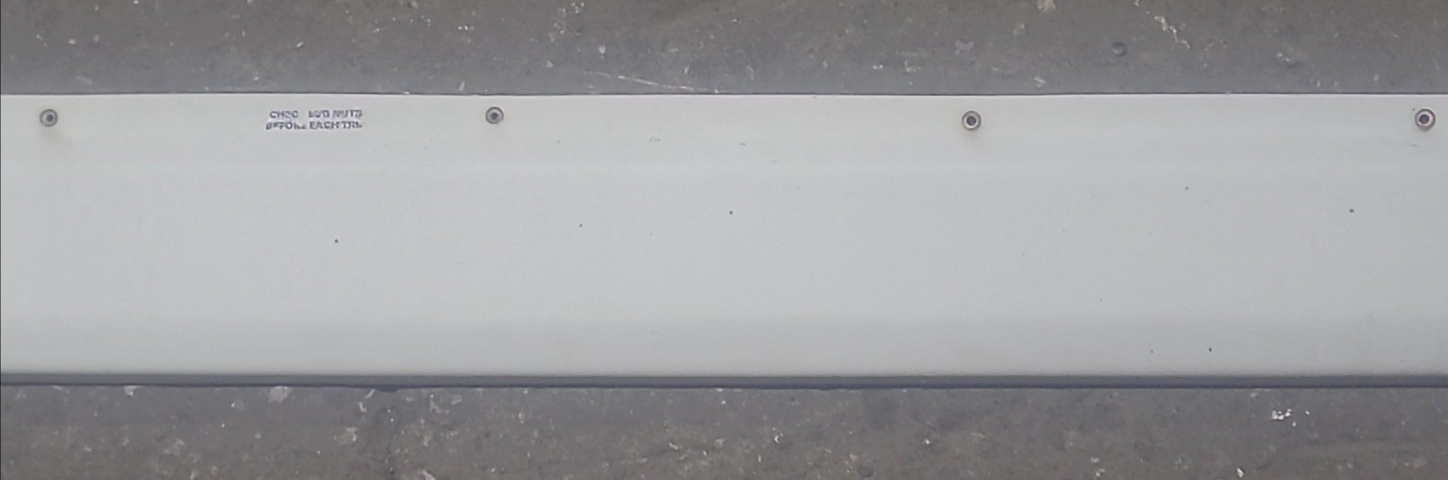 Used Fender Skirt 68 1/4" X 10"