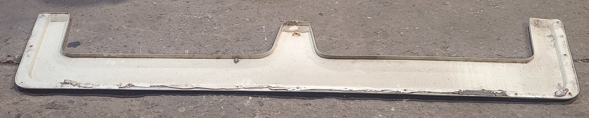 Used Fender Skirt 68" X 15"