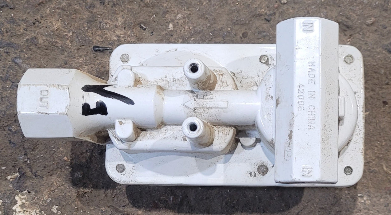 Used Flame King Propane Regulator Model ACR-6