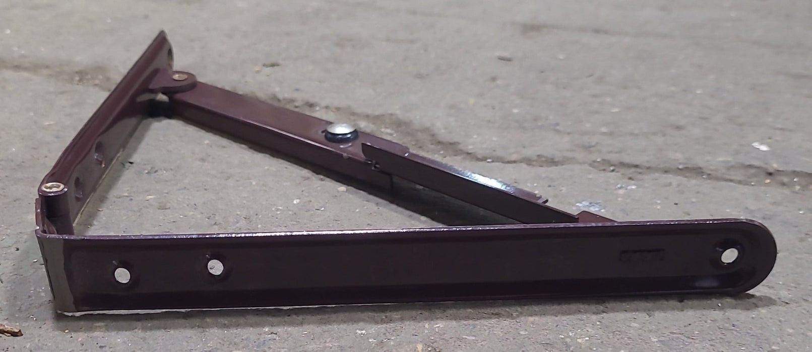 Used Folding Shelf Bracket 8"