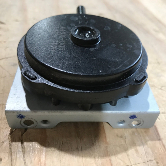 Used Furrion Exhaust Pressure Switch - C-FWH09A-006
