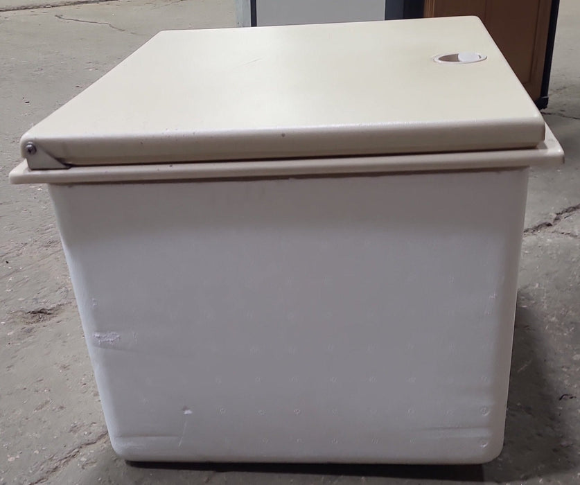 Used Ice Box - Young Farts RV Parts