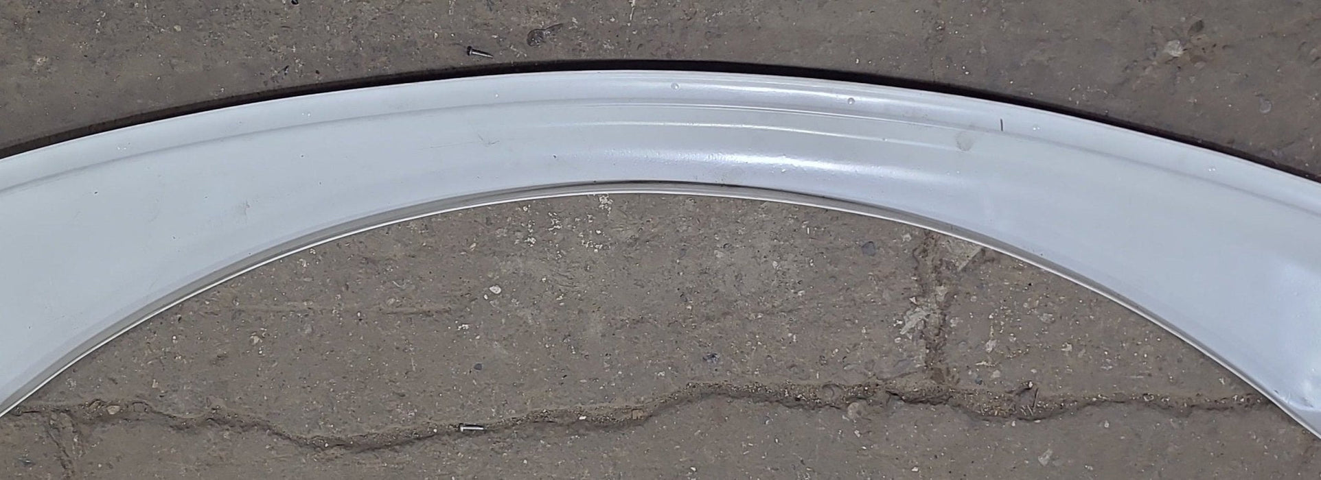 Used Keystone Fender Skirt (white) 77 1/4" X 6 1/4"