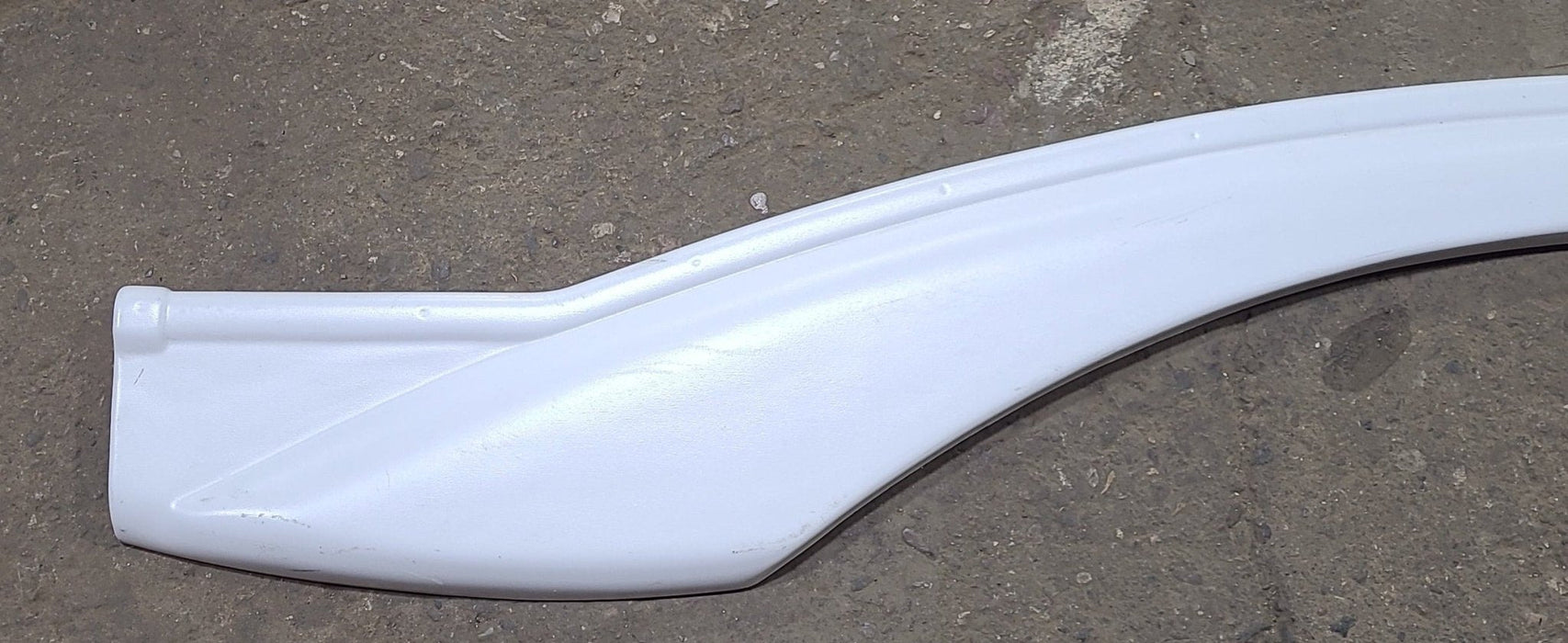 Used Keystone Fender Skirt (white) 77 1/4" X 6 1/4"