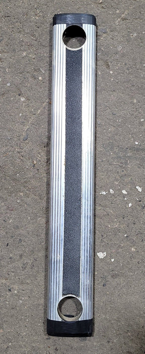 Used Ladder Complete Step/ Tread- 13 3/4"