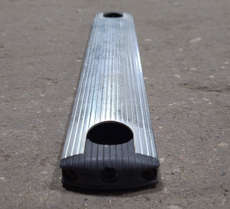 Used Ladder Complete Step/ Tread- 13 3/8"