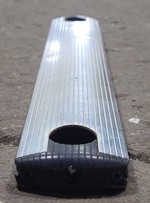 Used Ladder Complete Step/ Tread- 14 1/2"