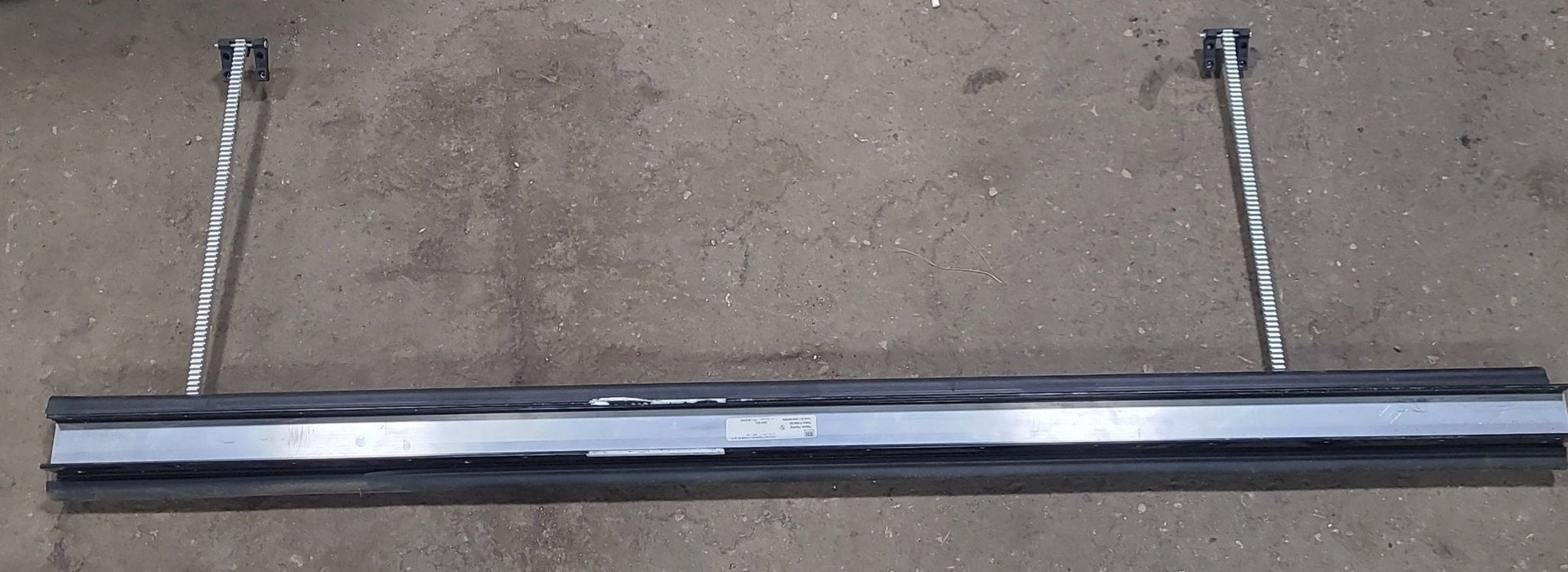 Lippert SlimRack Slide Out Assembly- RH