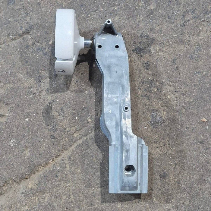 Used Lippert Solera Idler Regal Head Mount - 643916 - Young Farts RV Parts