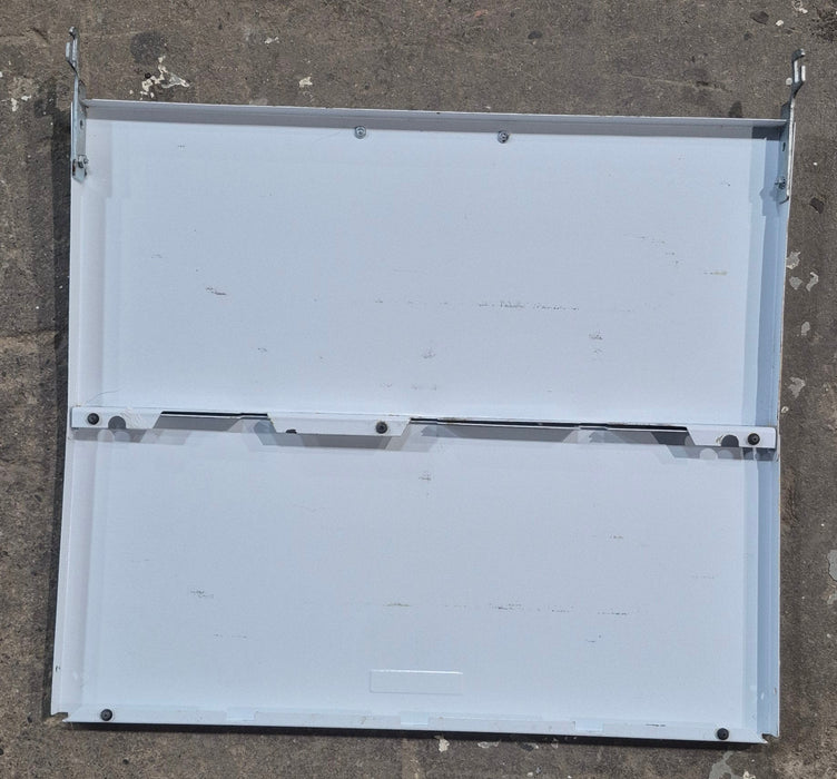 Used Magic Chef Bi-Fold Cover for CLY1611BDH