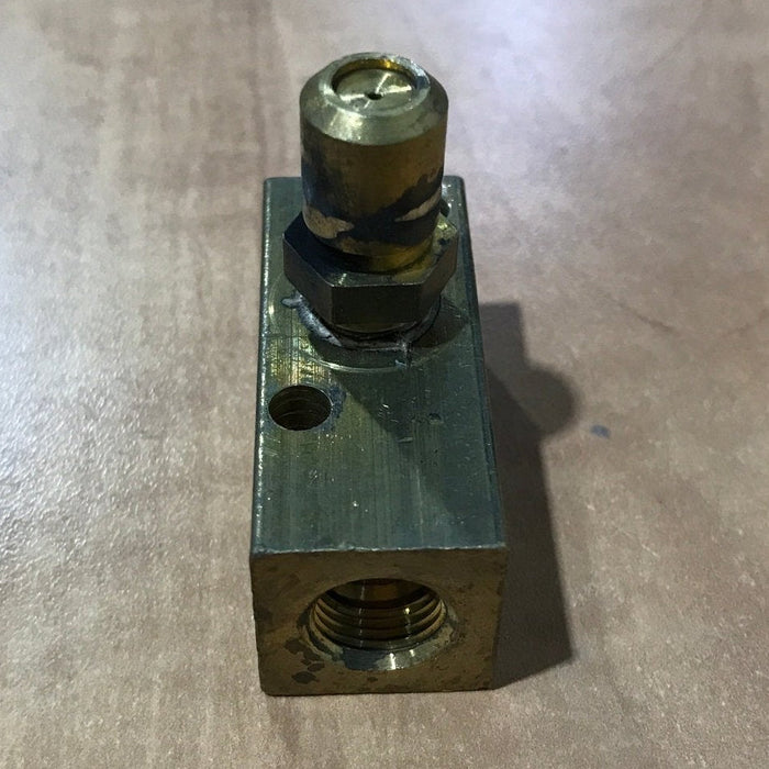 Used Magic Chef Block Elbow assembly 74009864