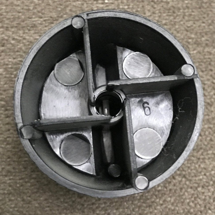 Used Magic Chef Igniter Knob - 74002414