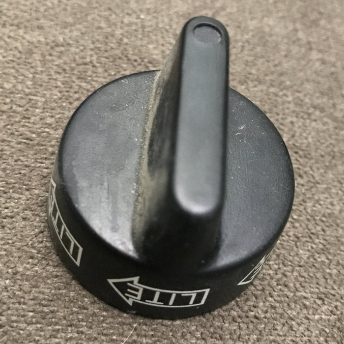 Used Magic Chef Igniter Knob - 74002414