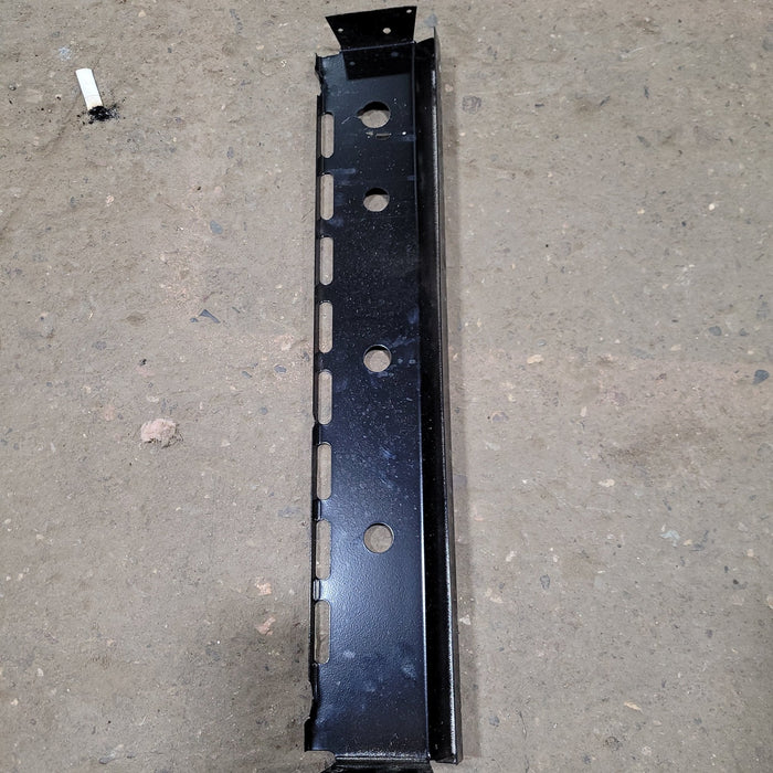 Used Magic Chef Oven Manifold Panel 74003350