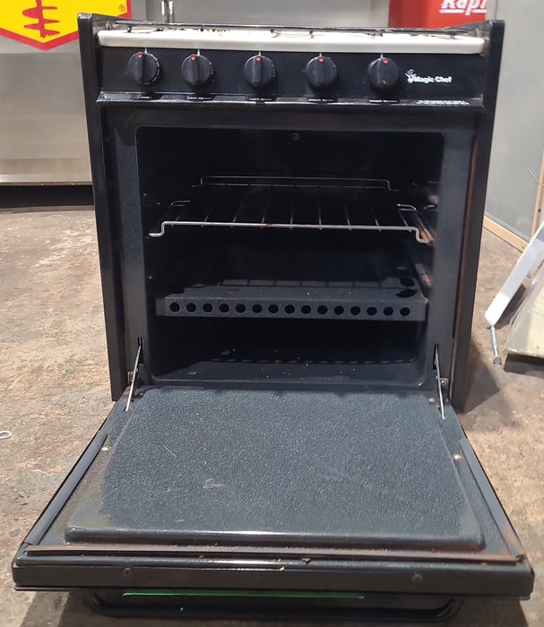 Used Magic Chef Range 4-Burner, 22" H - 22RA-4Z
