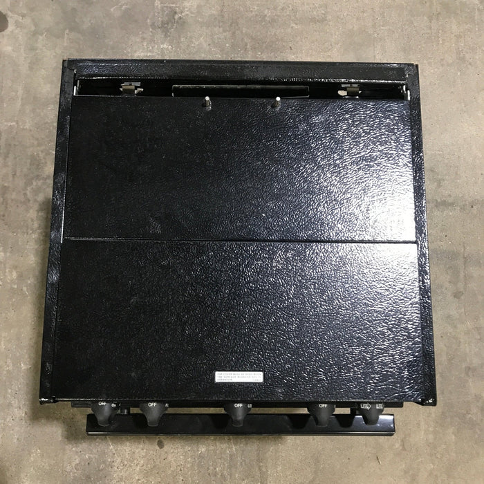 Used Magic Chef RV Range, 3 Burner - CLY1620BDB