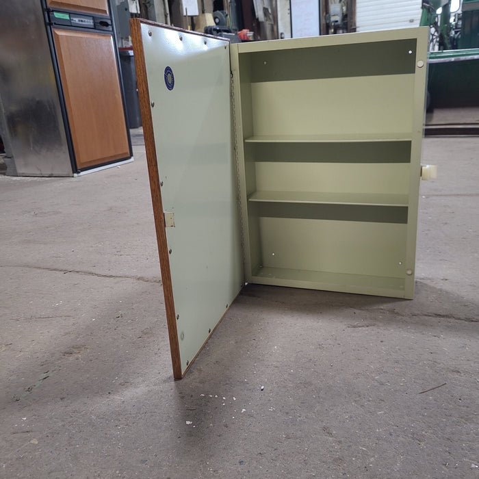 Used Mirrored Medicine Cabinet