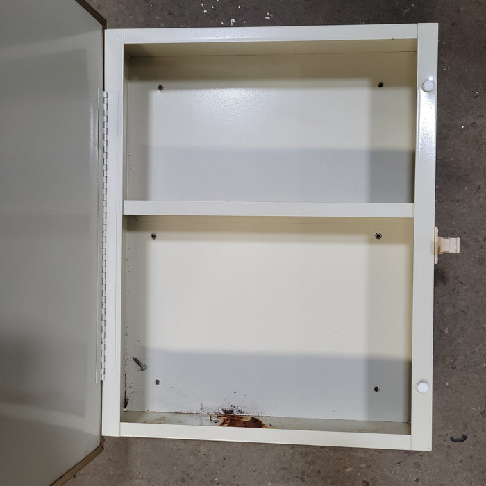 Used Mirrored Medicine Cabinet