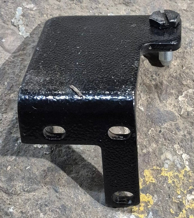 Used Norcold Fridge Door Hinge Inner Upper Right Hand - 624363