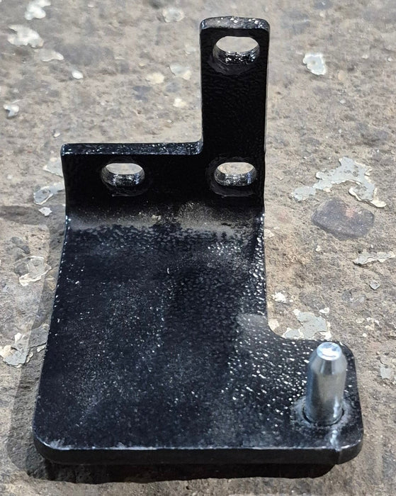 Used Norcold Fridge Door Hinge Inner Upper Right Hand - 624363