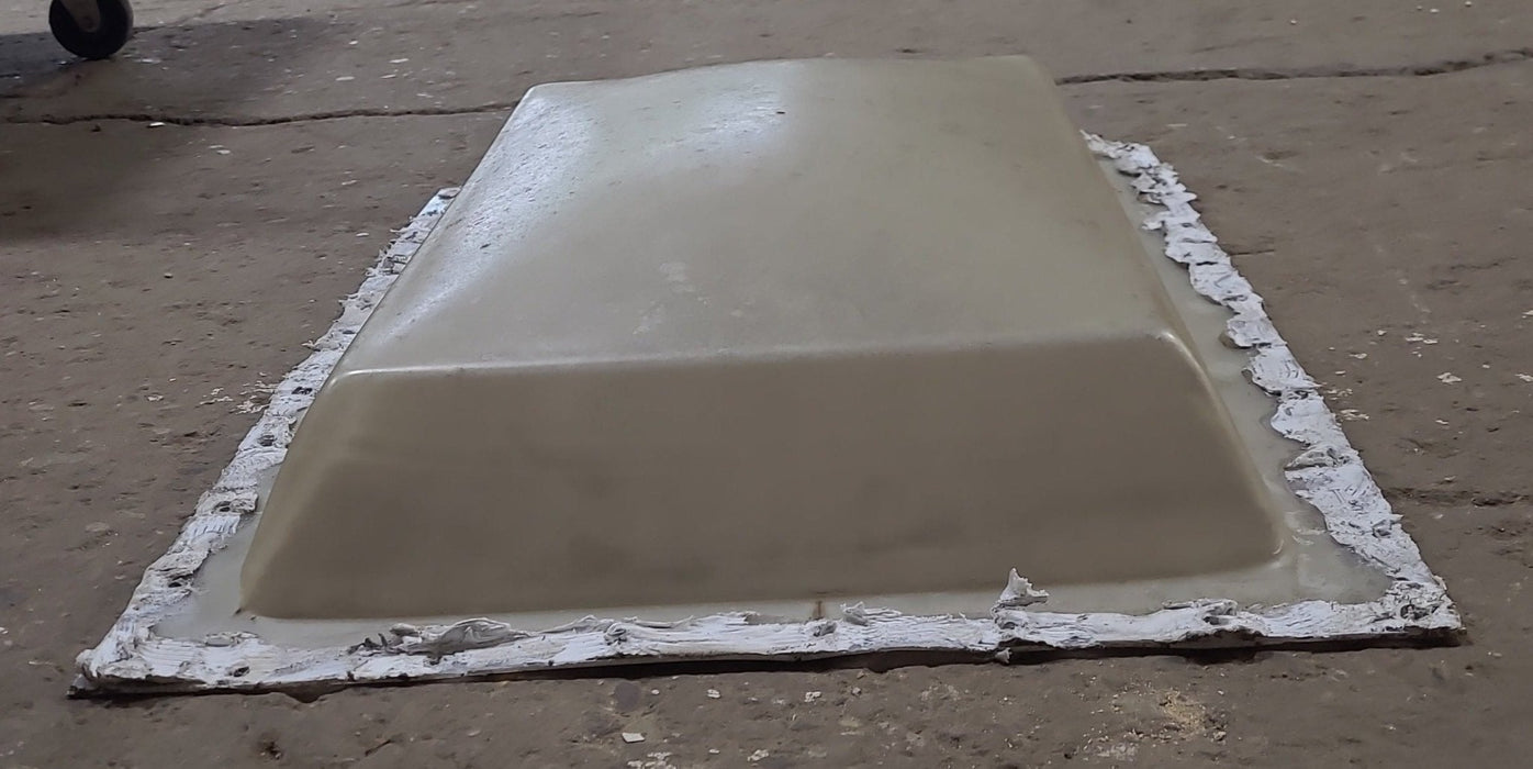 Used Outer Skylight 25 5/8" X 17 5/8"