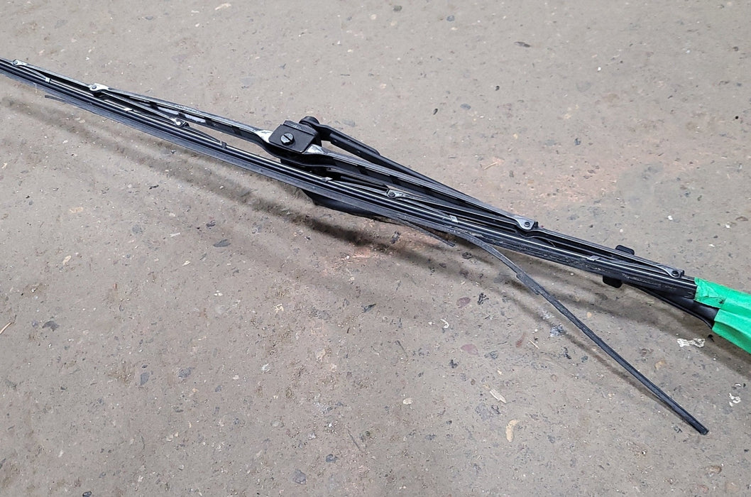 Used Passenger Side Wiper Arm Assembly for 1988 Fleetwood Pace Arrow