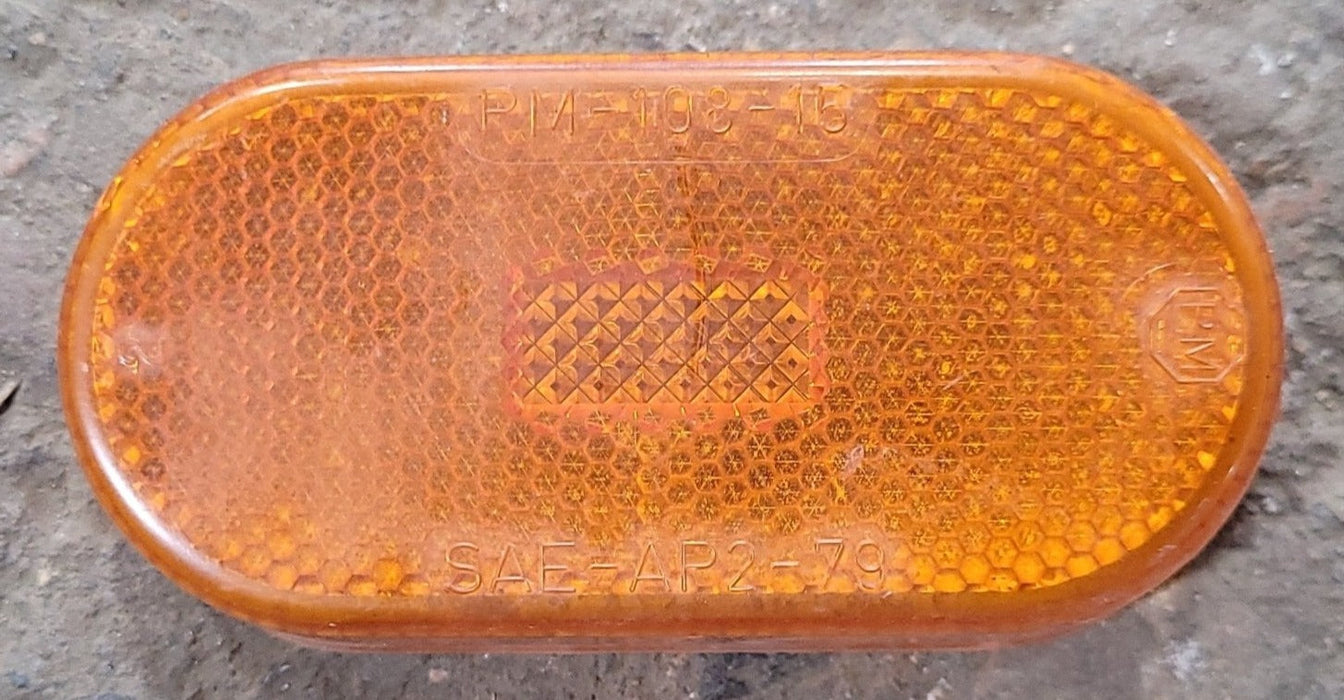Used PM-108-15 SAE-AP2-79 Replacement Lens for Marker Light - Amber