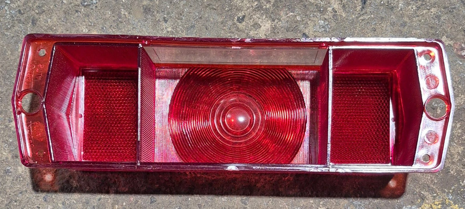 Used RARE Dominion Auto Tail Light Replacement Lens
