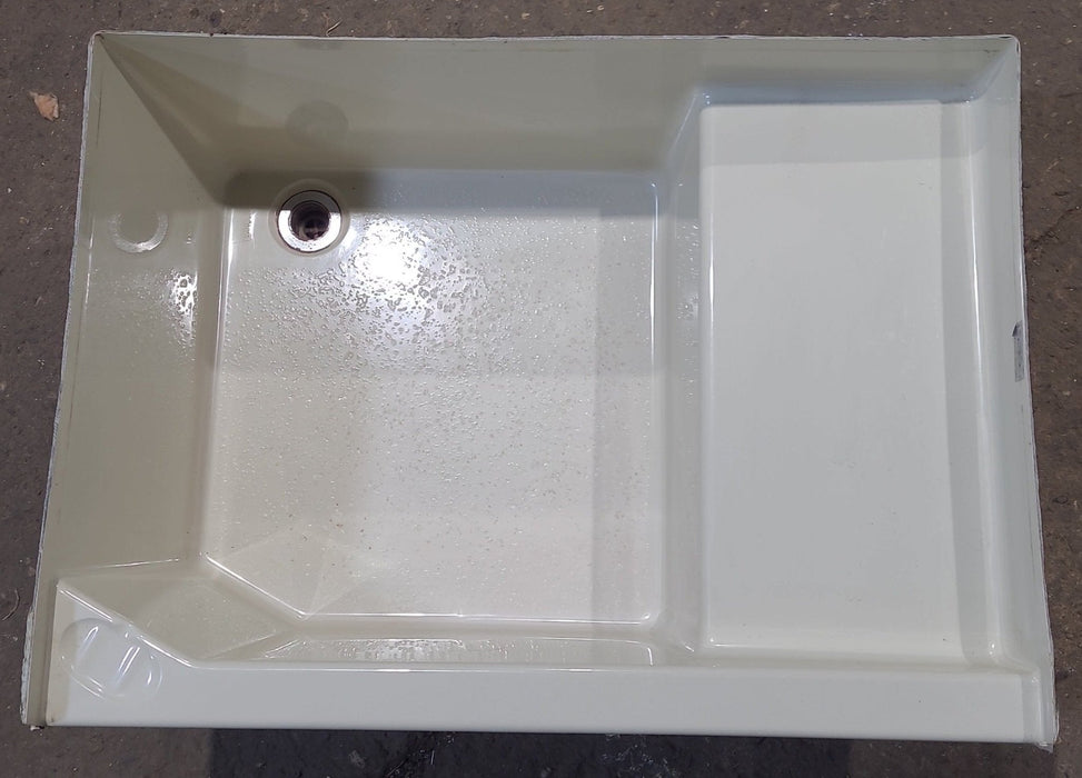 Used RV Step Bath Tub 32 3/4” x 24” - Left Hand Drain