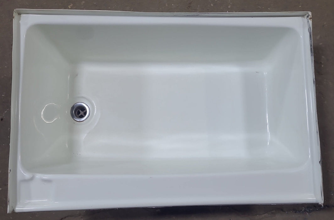 Used RV Bath Tub 35 1/2” x 23 1/2” - Left Hand Drain