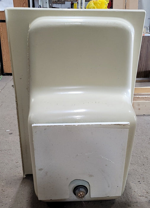 Used RV Step Bath Tub 36 1/4” x 23 1/2” - Left Hand Drain