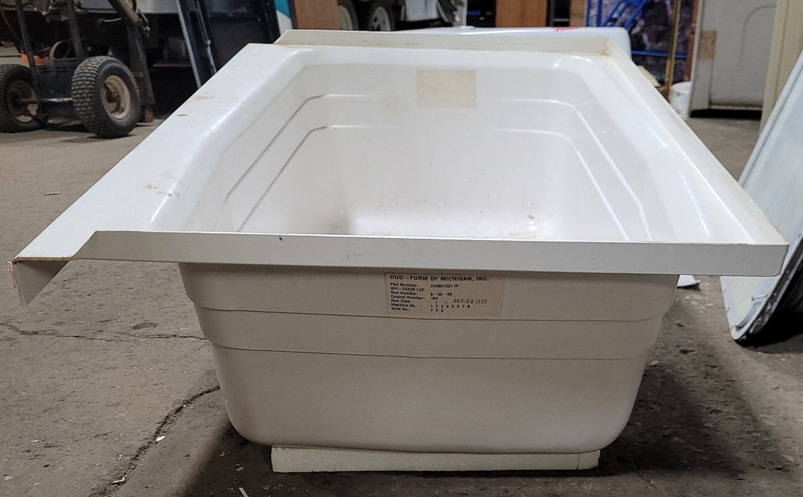 Used RV Bath Tub 36” x 24” - Left Hand Drain