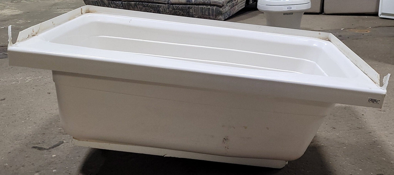 Used RV Bath Tub 36” x 24” - Left Hand Drain