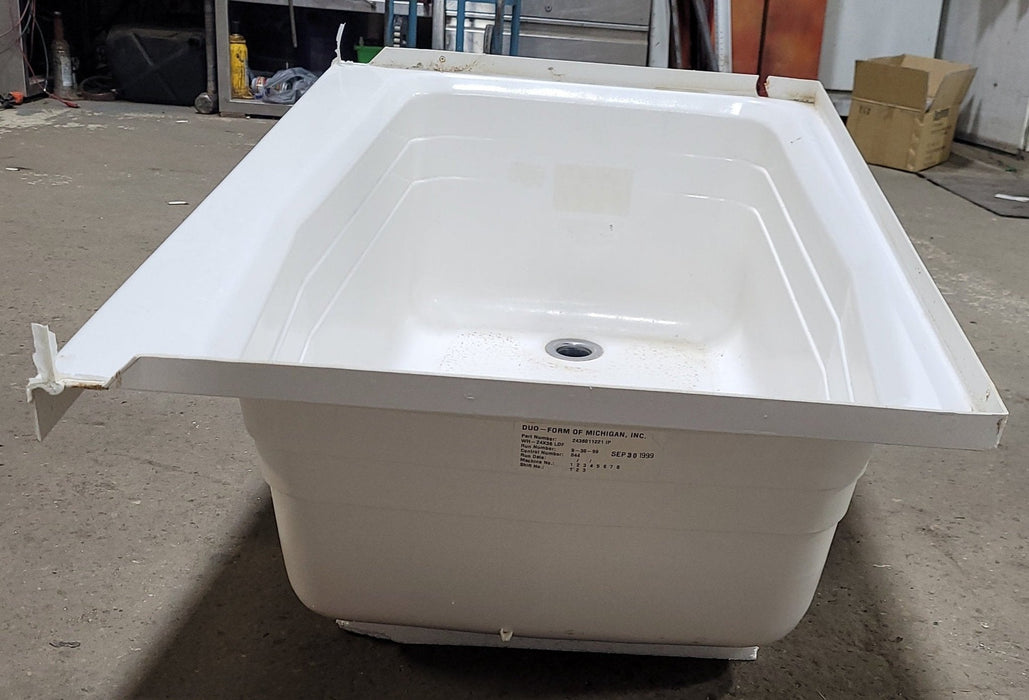 Used RV Bath Tub 36” x 24” - Left Hand Drain