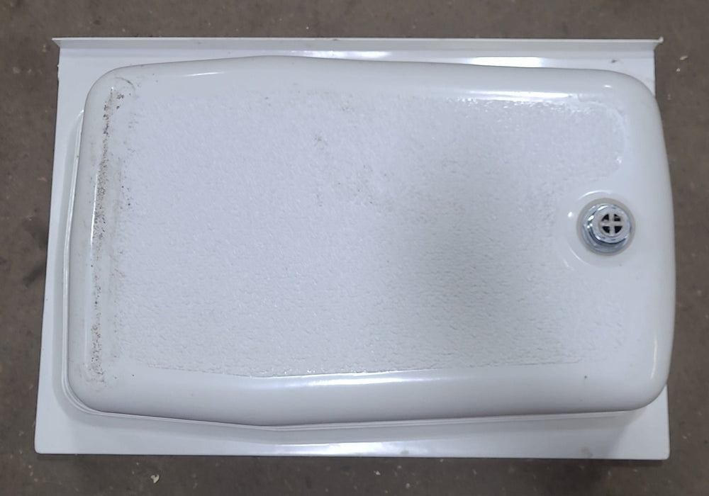 Used RV Bath Tub 36” x 24” - Right Hand Drain